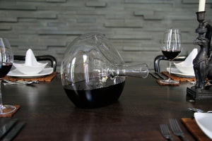 13° 60° 104° decanter at dining table